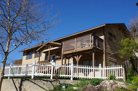 Welcome to Pacific Promenade! ~Your perfect west side getaway resort