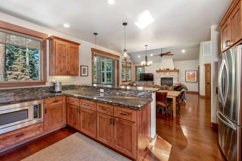 Chef's Kitchen - open to the great room