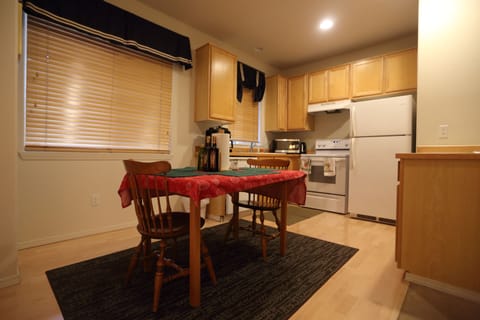 Dining room with Dining table