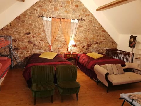 2 double beds, plus bunkbeds & cot, private bathroom