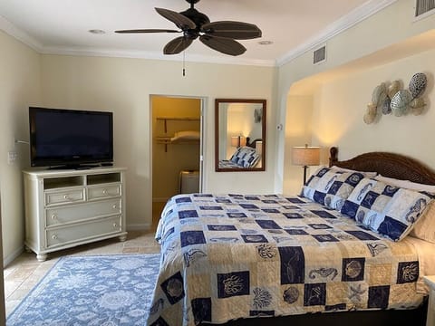 4 bedrooms, hypo-allergenic bedding, iron/ironing board, travel crib