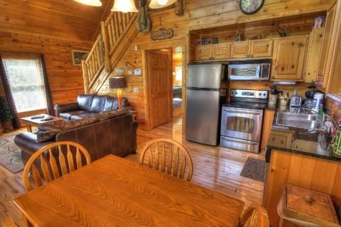 Quaint dining area in kitchen with plenty of room to enjoy your family meal.