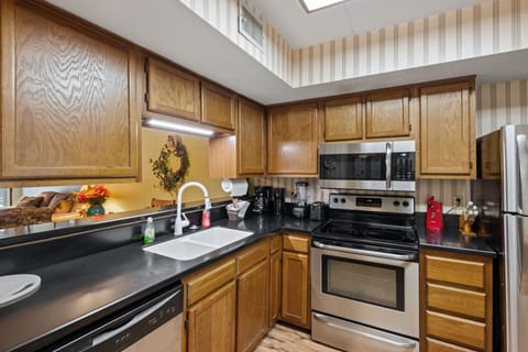 Full service Kitchen !