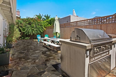 backyard built in BBQ