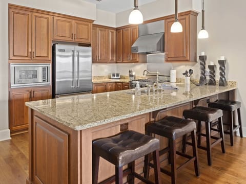 Condo 7408 - Fully Furnished Kitchen