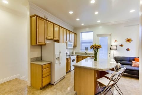 Surf Stars Combo Penthouse Kitchen & Dining