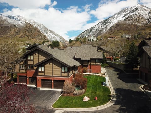 Nestled at the base of the Cottonwood canyons. Convenient to play or work.
