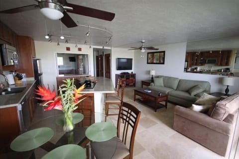 Plenty of places to relax and enjoy the ocean