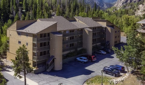 Woodbridge Inn building, 400 N Main Street Frisco