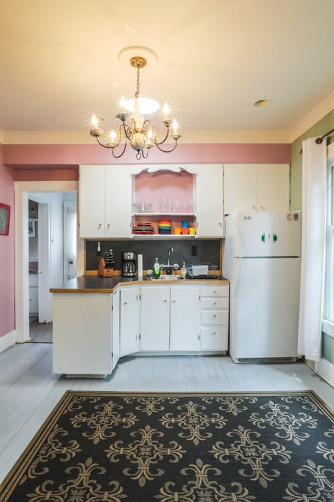 Fully stocked kitchen 