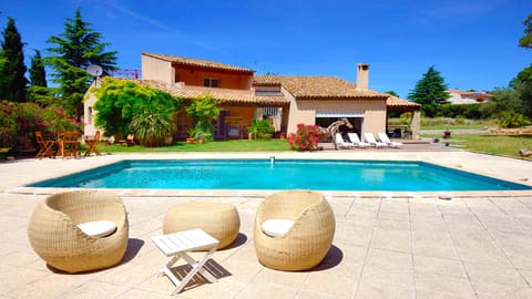 Villa Cicada - Your private swimming pool with large deck area & sun chaises