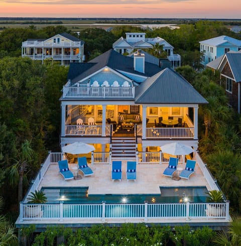 IOP Beachhouse - Elevated pool and deck for best views of ocean!
