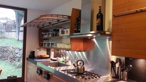 Fully equipped kitchen with 14-16 ppl dishwasher