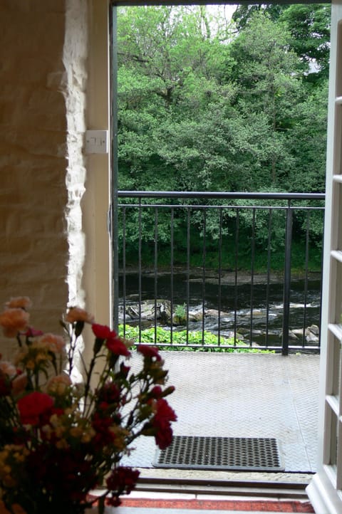 Balcony leads right off the kitchen. The sound of the Tees is fantastic.