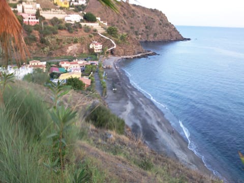 Beach nearby, sun loungers