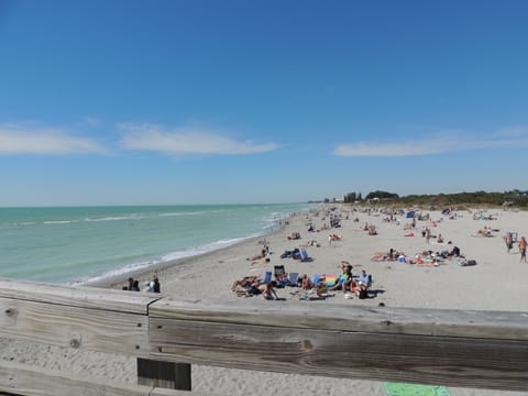 Beach nearby, sun loungers, beach towels