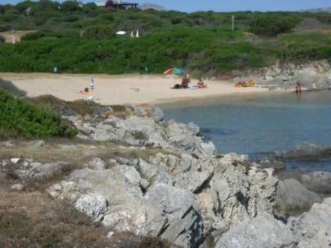 Beach nearby, beach towels