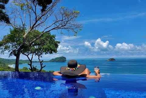 An infinity pool