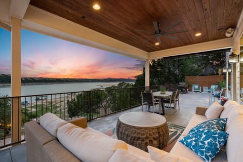 Lakefront house has incredible outdoor living areas with sunset and sunrise views of Lake of Travis.
