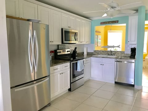 Kitchen fully renovated in Oct. 2017 to include upgraded stainless appliances.