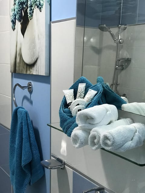 Hair dryer, towels