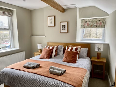 Bedroom 1 - Can be configured as a twin or superking