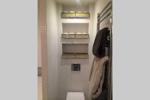 Combined shower/tub, hair dryer, towels, soap