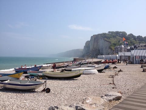 Beach nearby, sun loungers