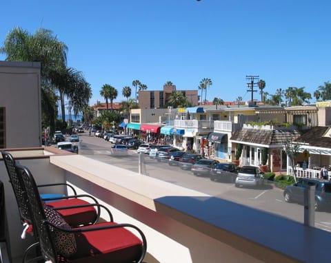 Enjoy this 'Ocean Breeze' get away. Block & 1/2 to beach. See amazing sunsets.