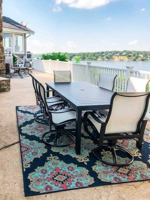 Large outdoor space located lakefront. Spectacular views from this entire patio
