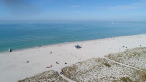 Private beach, sun loungers, beach towels