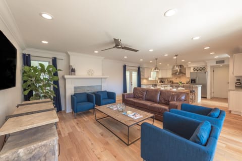 Back unit downstairs area