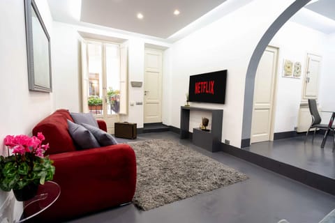 Living area | Smart TV, video library