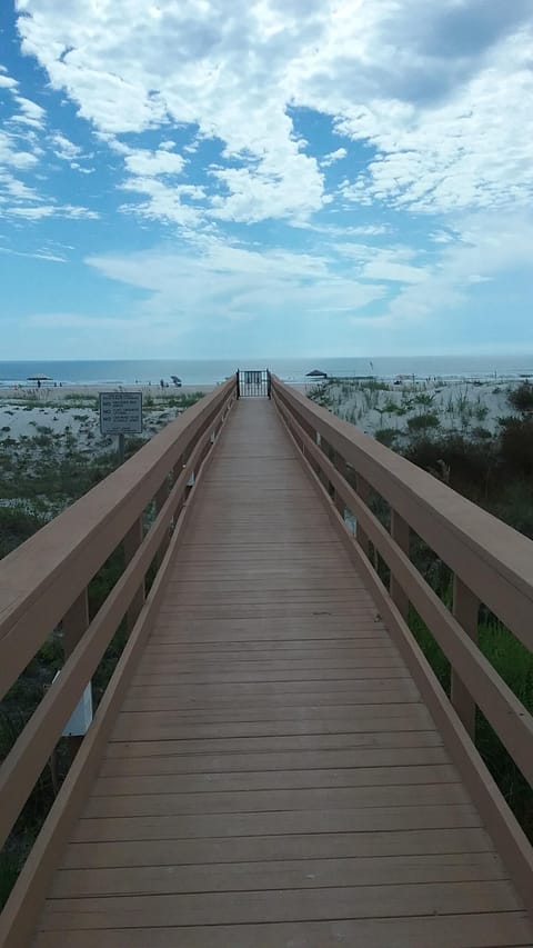 walkway to beach