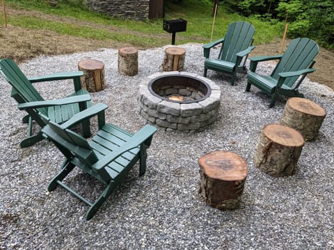 Seasonal Fire Pit with Grill in our yard (not open during winter)
