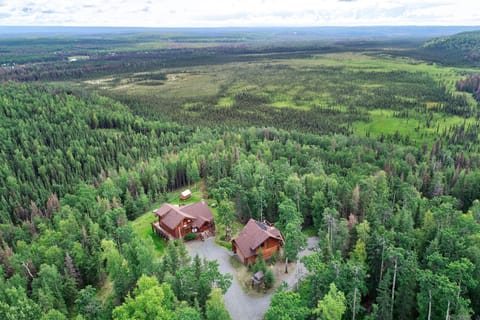 Raven's Bluff House commands stellar views of the Kenai River ecosystem.