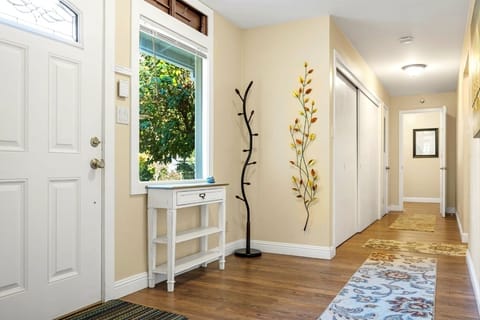 Details in the hallway even! oh and a laundry area too - Hallway leads to 3 bedrooms and 2 full baths. Laundry area is also in the hallway area