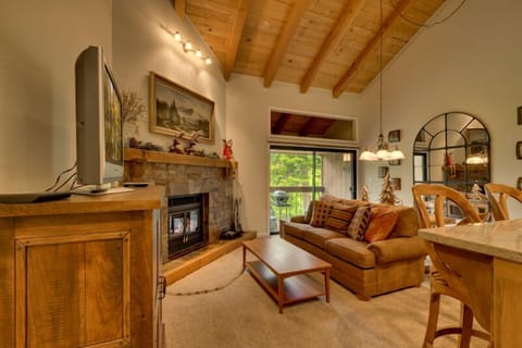 Living Room - Fireplace, Flat Panel TV