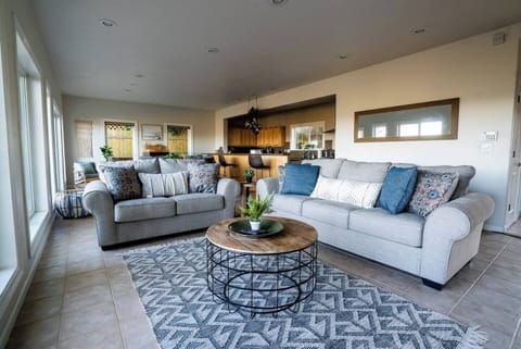 Great open layout allows for good conversation and fellowship whether your cooking that fresh caught fish or gazing out at the mountain from the comfort of your couch!