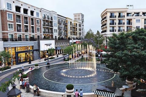 Walk to The Americana at Brand for Shopping, Dinning, Entertaining and much more