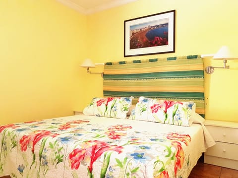 2 bedrooms, in-room safe, WiFi, bed sheets