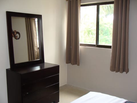 2 bedrooms, in-room safe, WiFi, bed sheets