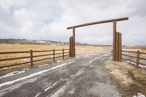 Entrance off of 6500 Rd.