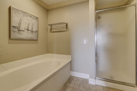 Combined shower/tub, hair dryer, towels, soap