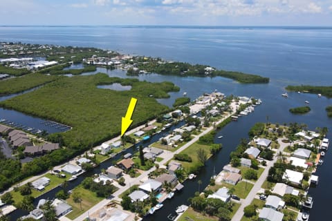The view down the Gulf access canal at Tarpon Camp is picture perfect & just 3 minutes to the open water. Picture yourself there!