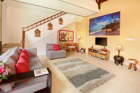 Villa spacieuse avec 2 chambres et piscine, 8 personnes - 5 minutes de la plage Villa in Kuta