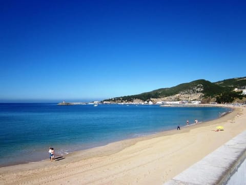 Beach nearby, sun loungers, beach towels