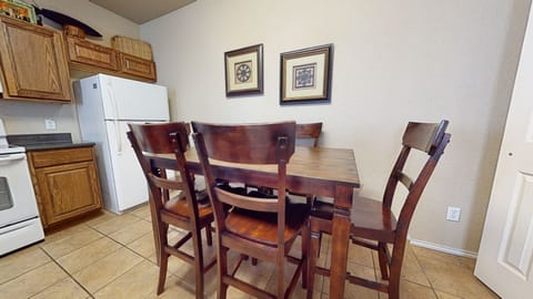 Dining Area Seating Six