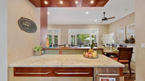 The mixologist in your crew can whip up some drinks at the interior bar...