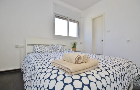 Sea & Sun project Beach front - luxury 4.5 rooms holiday apartment - open pool Condo in Tel Aviv-Yafo